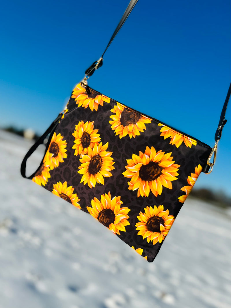 Sunflower Leopard 2 in 1 Crossbody Wristlet Purse